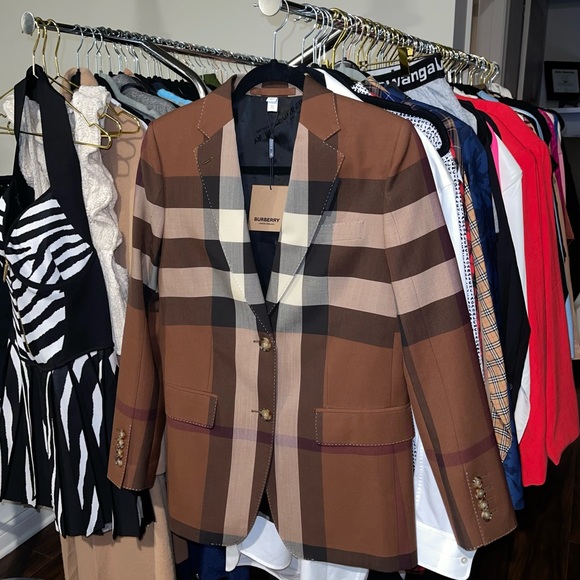 Burberry Sidon Jacket in Dark Birch Brown Check - Picture 5 of 15